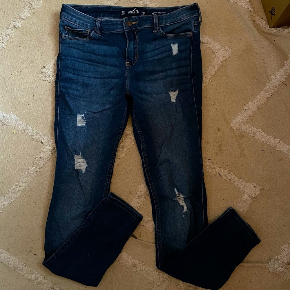 HOLLISTER mid rise size 9 skinny jeans